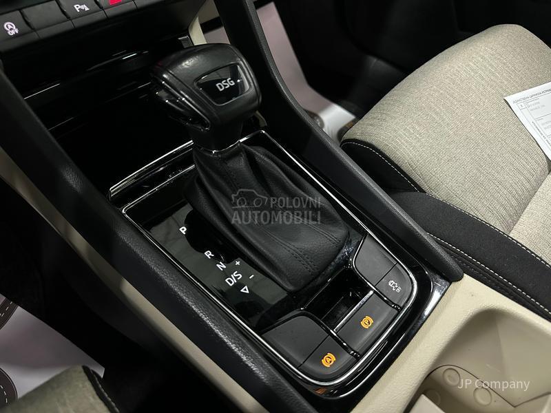 Škoda Karoq 1.5 TSI DSG PAN VIRT