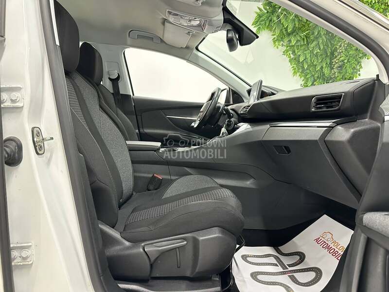 Peugeot 3008 1.5 HDI BUSINESS AUT