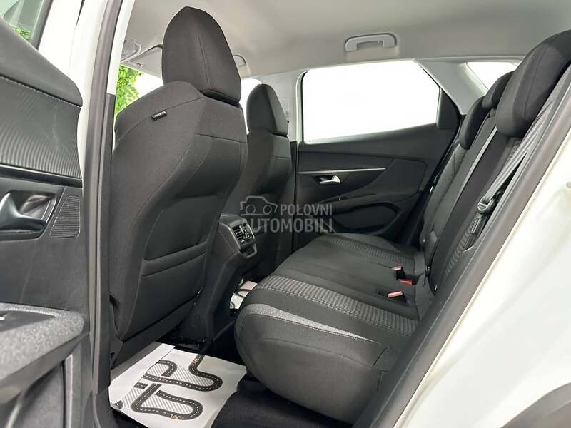 Peugeot 3008 1.5 HDI BUSINESS AUT