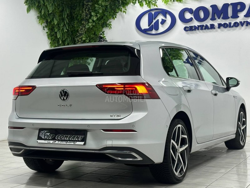Volkswagen Golf 8 1.5 e TSI DSG LED