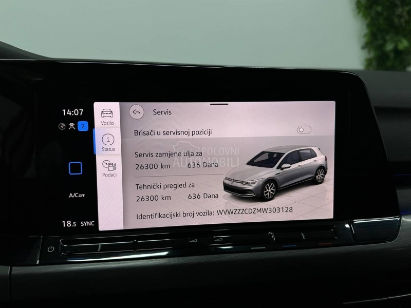 Volkswagen Golf 8 1.5 e TSI DSG LED