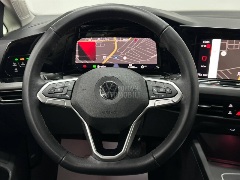 Volkswagen Golf 8 1.5 e TSI DSG LED