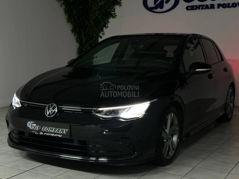 Volkswagen Golf 8 1.5 eTSI R-LINE AUT