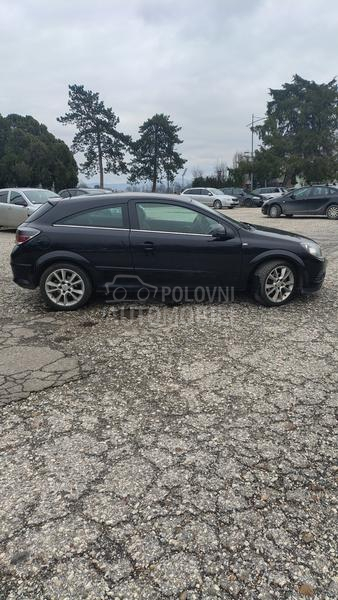 Opel Astra H GTC