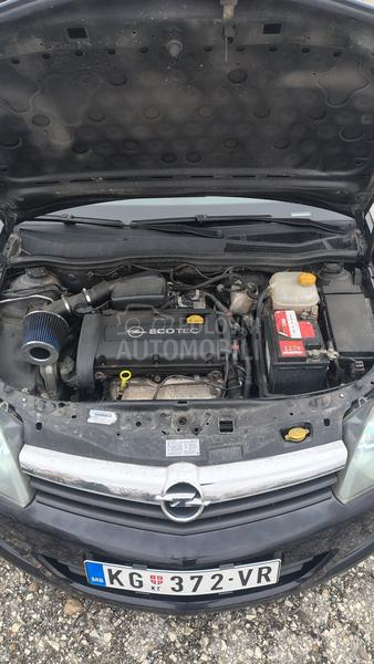 Opel Astra H GTC