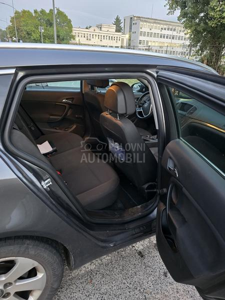 Opel Insignia 1.6 turbo