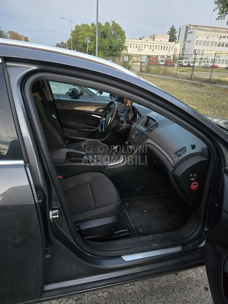 Opel Insignia 1.6 turbo