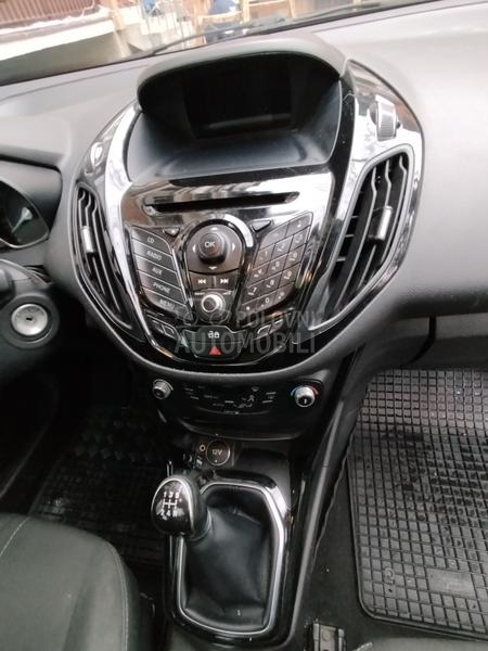 Ford B-Max 1,6 TDCI TITANIUM