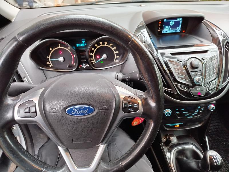 Ford B-Max 1,6 TDCI TITANIUM