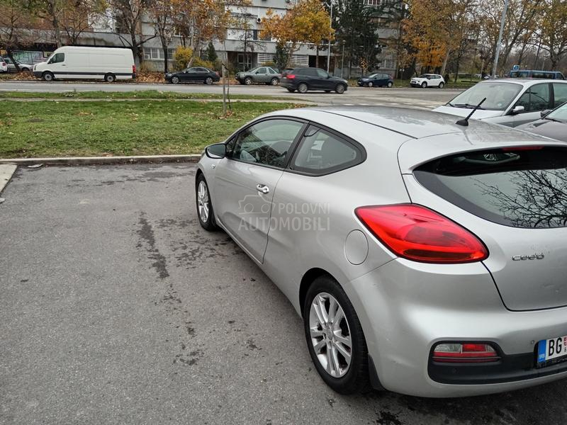 Kia pro_cee`d 1.6 gdi