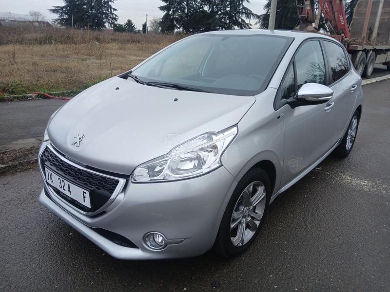 Peugeot 208 1.4 hdi style