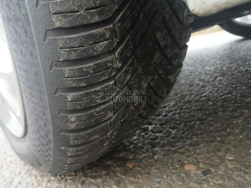 Peugeot 208 1.4 hdi style