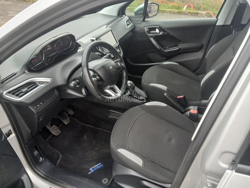 Peugeot 208 1.4 hdi style