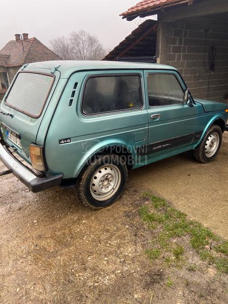 Lada Niva 