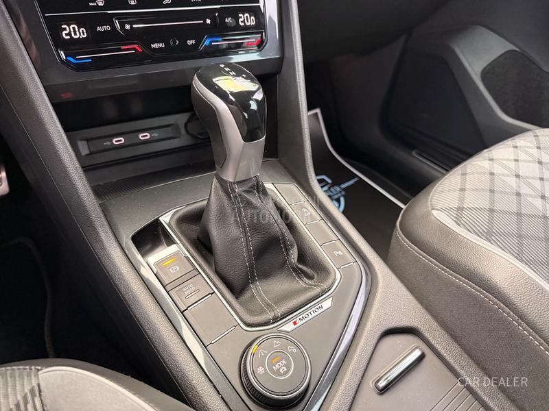 Volkswagen Tiguan 2.0tdi/DSG/R-line/IQ