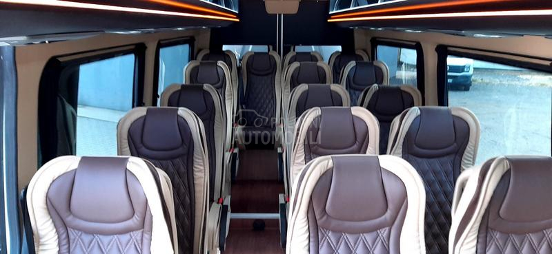 Mercedes Benz Sprinter 516