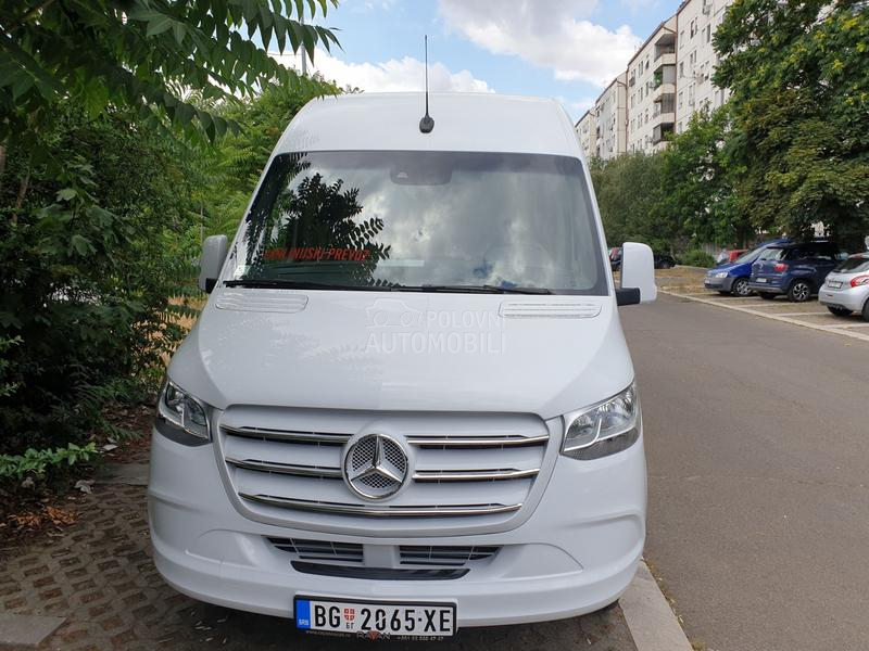 Mercedes Benz Sprinter 516