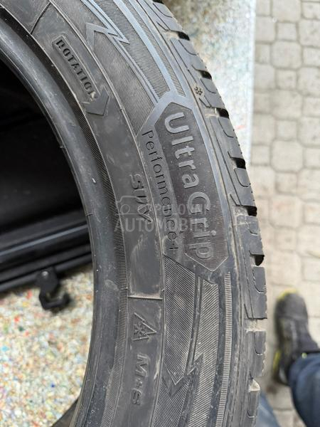 Goodyear 255/50 R19 Zimska
