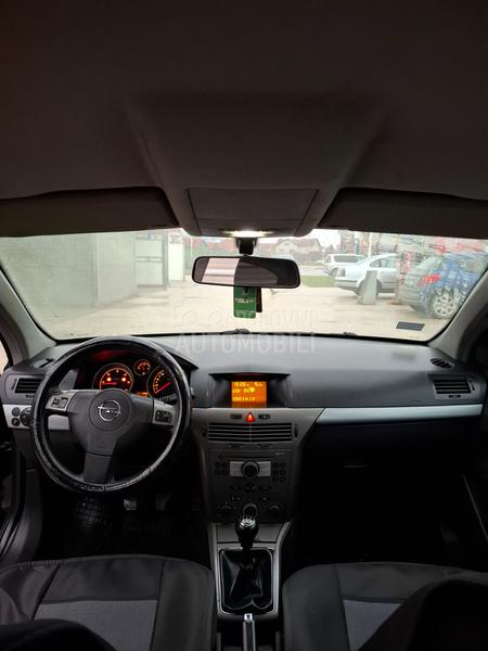 Opel Astra H 1.7 CDTI