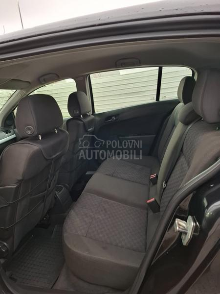 Opel Astra H 1.7 CDTI