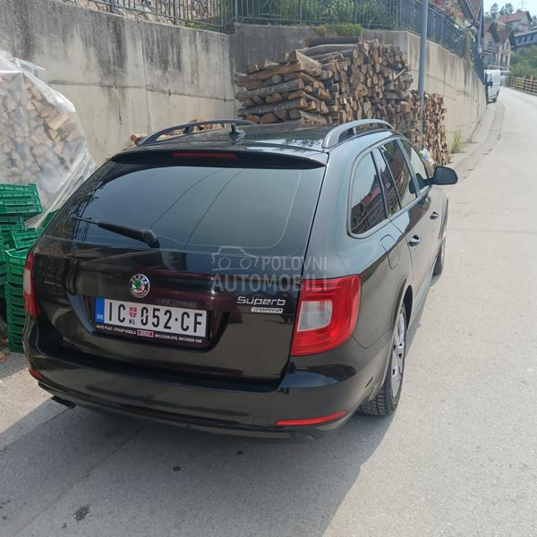 Škoda Superb 