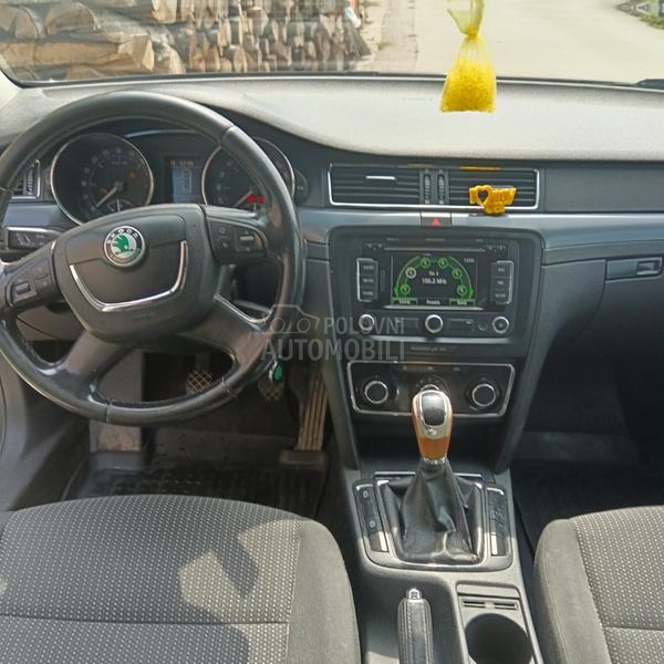 Škoda Superb 