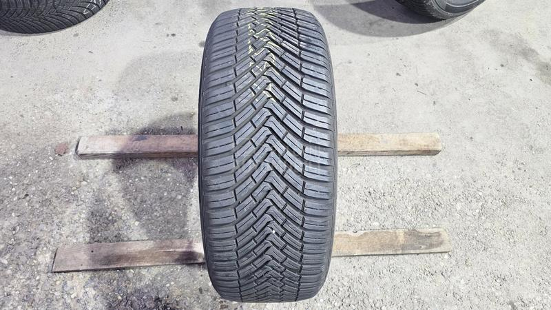 Continental 235/50 R18 Sve sezone