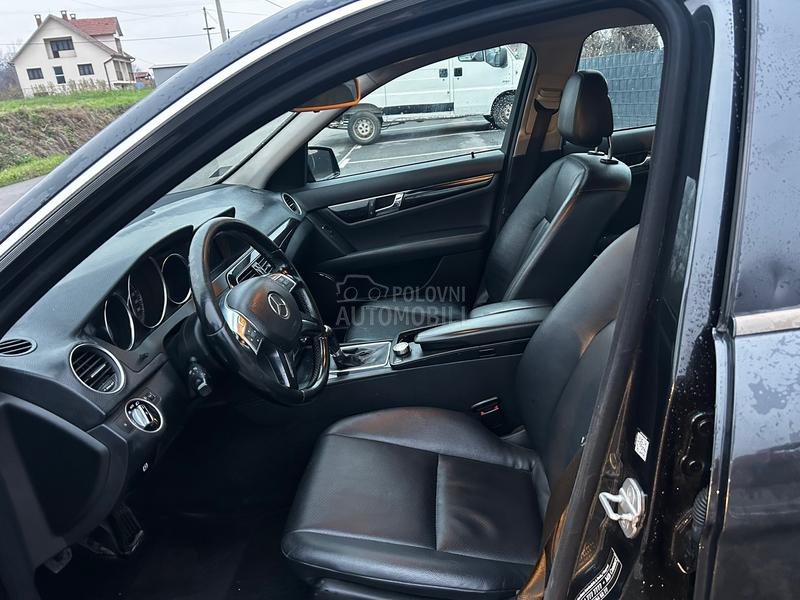 Mercedes Benz C 220 AMG Line