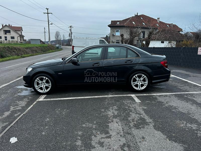 Mercedes Benz C 220 AMG Line