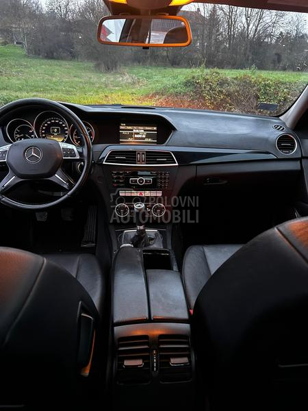 Mercedes Benz C 220 AMG Line