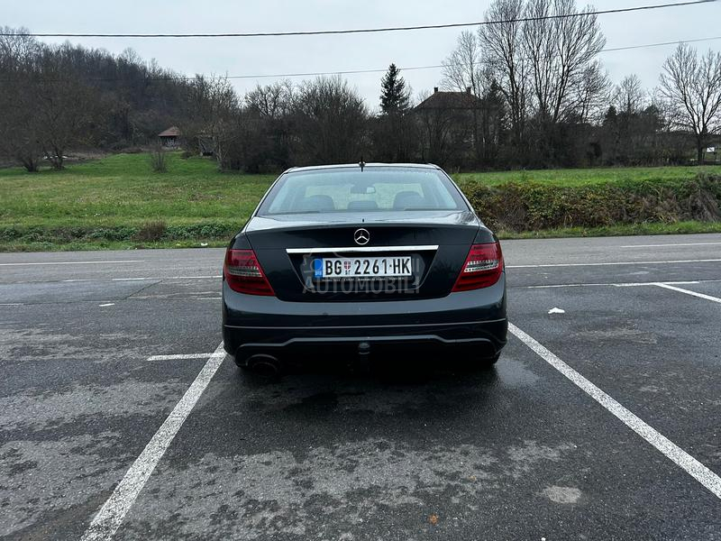 Mercedes Benz C 220 AMG Line