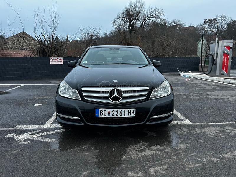Mercedes Benz C 220 AMG Line