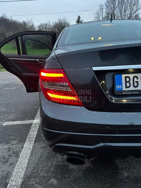Mercedes Benz C 220 AMG Line
