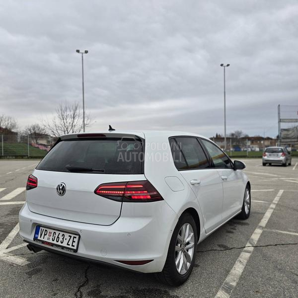 Volkswagen Golf 7 1.6 TDI R-LINE