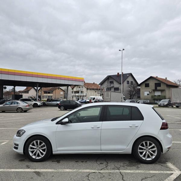 Volkswagen Golf 7 1.6 TDI R-LINE