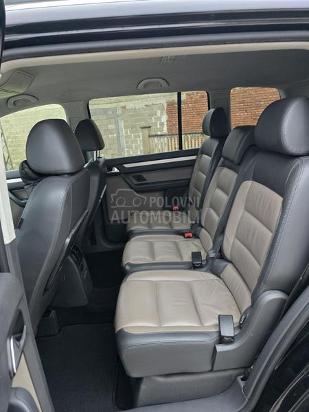 Volkswagen Touran 2.0 tdi 16v