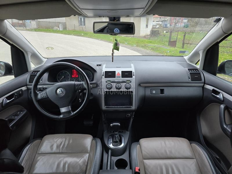 Volkswagen Touran 2.0 tdi 16v