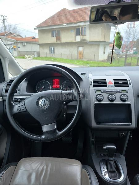 Volkswagen Touran 2.0 tdi 16v