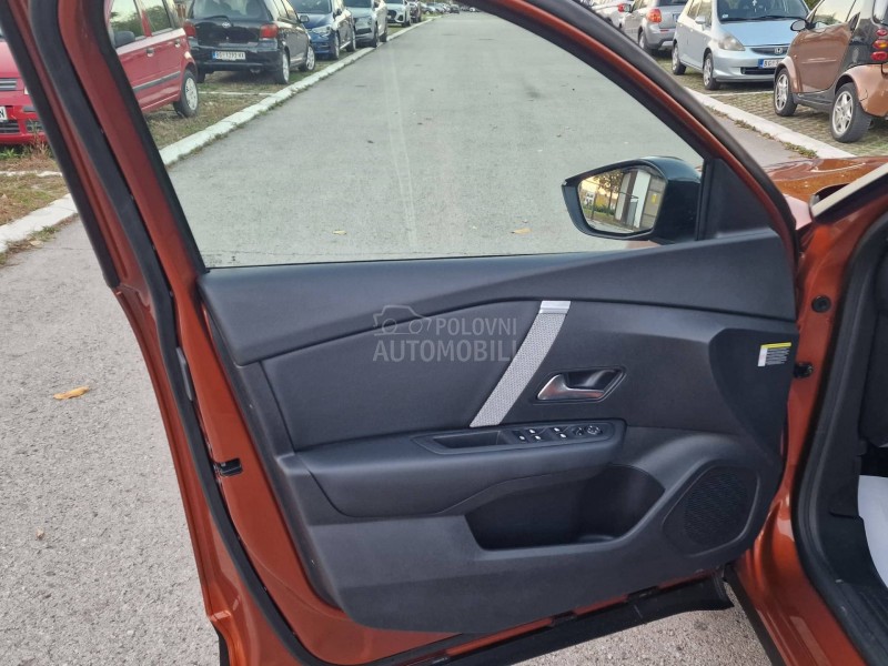 Citroen C4 1.5eHDI/SHINE