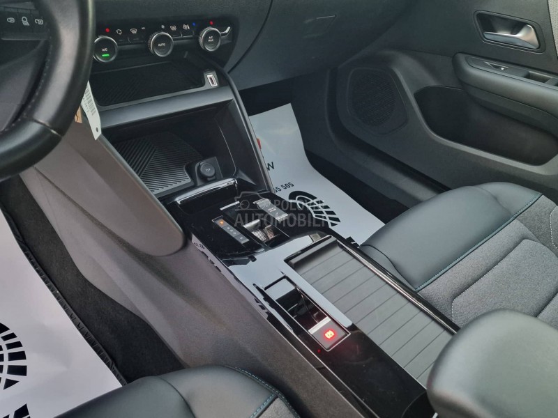 Citroen C4 1.5eHDI/SHINE