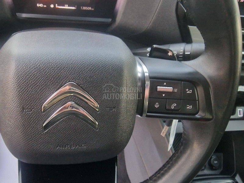 Citroen C4 1.5eHDI/SHINE