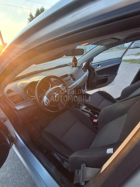 Mitsubishi Lancer 2.0. DID