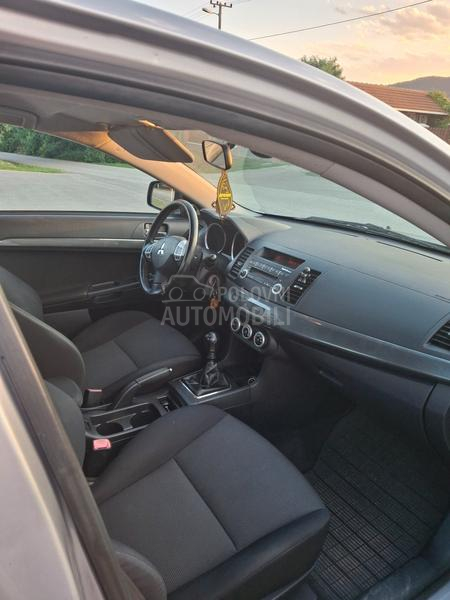 Mitsubishi Lancer 2.0. DID