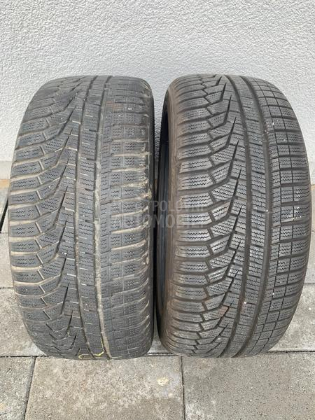 Hankook 215/50 R17 Zimska