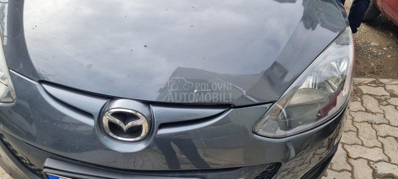 Mazda 2 