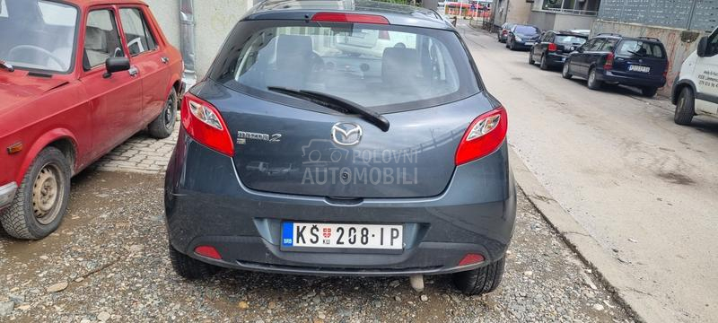 Mazda 2 