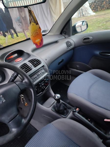 Peugeot 206 