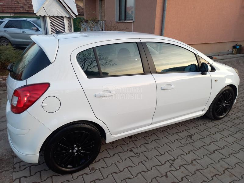 Opel Corsa D 1.4 CH RESTYLING