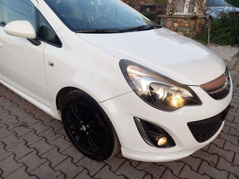 Opel Corsa D 1.4 CH RESTYLING