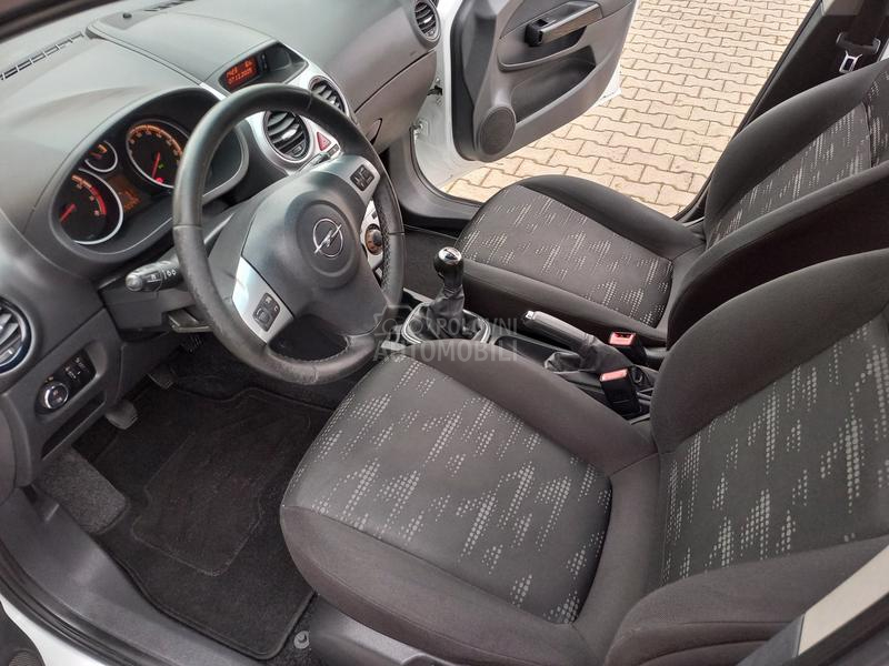 Opel Corsa D 1.4 CH RESTYLING